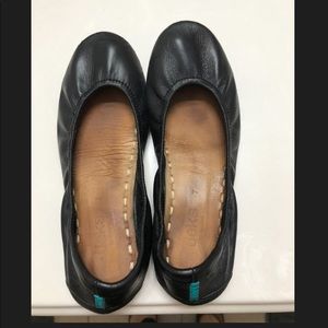 Matte black size 7 Tieks